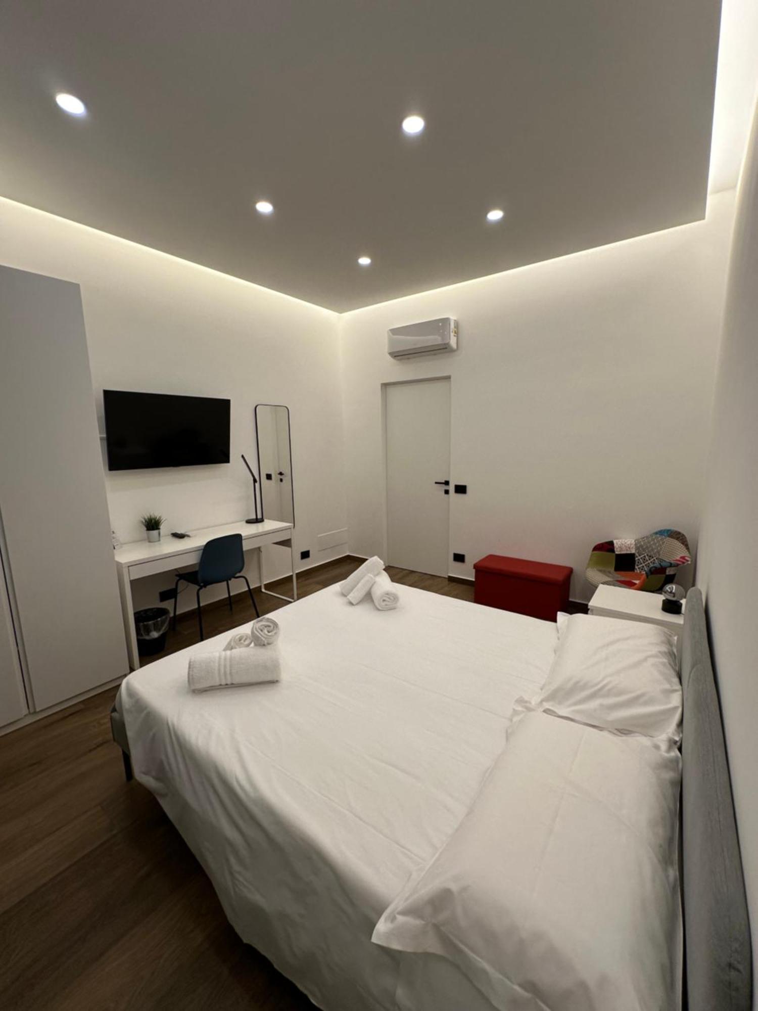 Borgiarooms Luxury Apartment Milazzo Eksteriør billede
