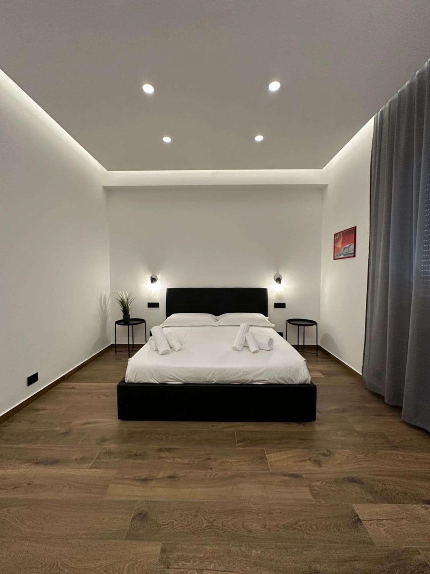Borgiarooms Luxury Apartment Milazzo Eksteriør billede